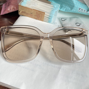 00烊烊爱妍儿淘宝aojo眼镜盒近视镜盒