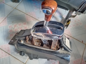 桑塔纳志俊3000 帕萨特b5自动换档机构总成挂档机构300