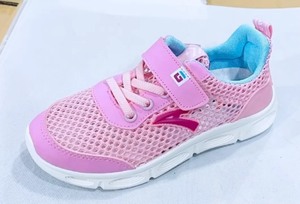 广迪夏季女童鞋网鞋镂空，鞋底防滑耐磨柔软，全新的，有33.3