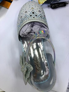 沙驰2023年新款女宝鞋子，果冻底，全新。爱沙系列超美，鞋长