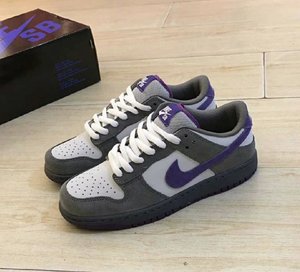 nike鸽子灰
