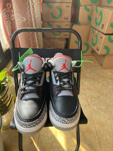 aj3黑水泥42码原盒配件齐全成色无敌鞋垫logo齐全鞋底星