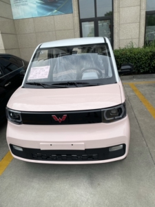 五菱宏光mini ev电动汽车4座,手续齐全,车是试驾车跑了