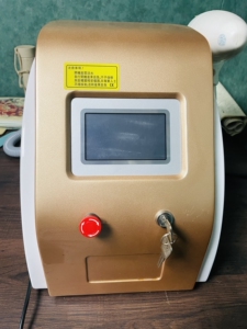 激光洗纹身机洗眉机 购买一年多 在北京张春老师那里购买当时六