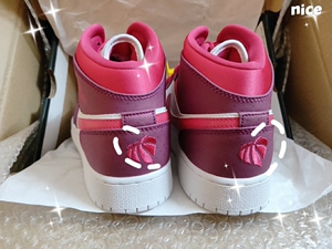 nike 耐克 白紫刺绣情人节限定 aj1 mid  gs白