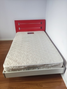 欧嘉璐尼单人床带床垫1.9米721.2米,床垫软硬适中舒适,高