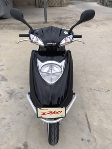 谷饶附近出售国三的本田dio125女装踏板摩托车,准新车一台
