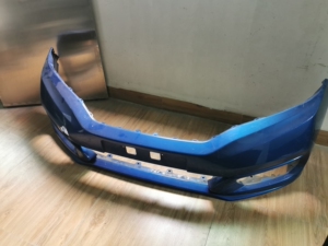 本田飞度前保险杠原厂