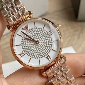 全新 全新正品阿玛尼满天星女表,玫瑰金色,工作原因没机会带