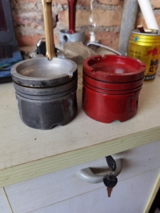 000人付款淘宝汽车废旧零件工艺品摆件,纯手工制作,由宝马发动机活塞