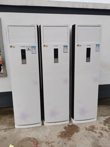 公司搬迁收得一批2匹格力t迪系列柜机九成新空调,10台现低价