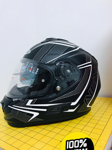 全新欧洲品牌nexo,碳纤维玻璃纤维头盔,顶级偏复古双镜片全