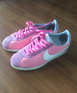 阿甘鞋女耐克粉色