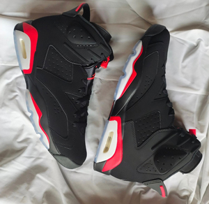 aj6 鹿皮黑红 43码 原盒 成色很新耐克nhke 鞋垫l