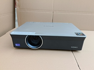 原价9200的索尼cx130投影仪3200流明二手家用卧室高