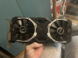 七彩虹  镭风rx570  4g 因购置新设备  故此出掉