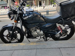 慢出豪爵铃木锐爽en150-a摩托车,电喷6档,18年8月上