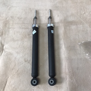 丰田08款威驰后减震器,原厂东机工品牌,只有这几只,保证全新