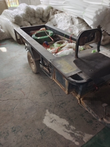 帅克虎电动三轮车