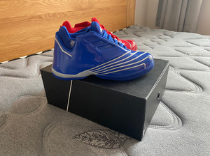 麦迪t mac2代 红蓝鸳鸯 特殊鞋盒 尺码40.5 12