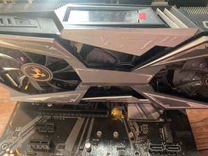 七彩虹gtx1080ti火神,成色如图,所见即所得,无矿史