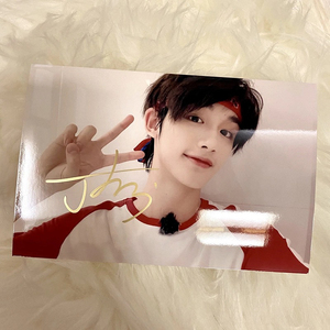 丁程鑫亲笔签名