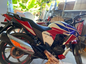 本田战神幻影150摩托车  车况精品发动机精品,整车漆水,新
