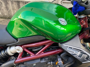 黄龙300圆形大灯