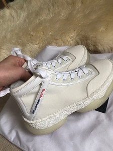 亚历山大王厚底鞋