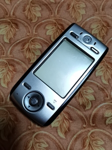 情怀linux系统摩托罗拉e680i触屏手写手机早期智能机的