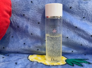 dior迪奥雪精灵爆珠水保湿舒缓肌肤化妆水爽肤水200ml