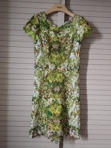 裘缇诺Jetezo连衣裙，专柜3000+入手，重工刺绣花朵栩