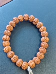 帝王花小金刚手持24颗籽,尺寸13mm.文玩回血,非假不退不