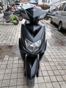 弗兰德60伏前后真空胎碟刹电动车电瓶车,成色如图,实物照片