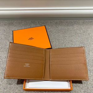 000人付款淘宝hermes 爱马仕 男款钱包 基本没怎么用成色自观售出不退