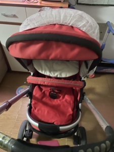 00啊鱼no1淘宝丽家宝贝妈咪咪娅momiko婴儿推车,带两个篮,一个平躺