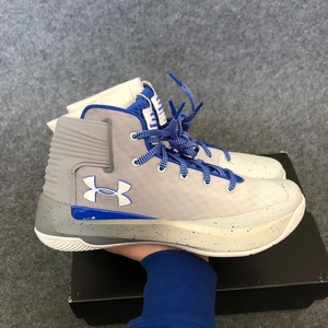 armour ua 库里3zero 无敌经白小皮也是帅249