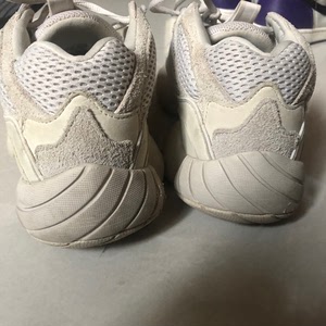 yeezy500og骨白445鞋底磨损自观非真假不退换换风格