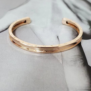 8新】bvlgari宝格丽b.zero1系列开口手镯18k玫瑰金