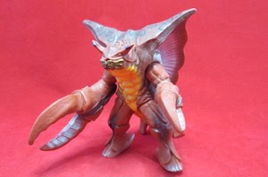 宇宙海兽 勒休巴斯 雷丘巴斯 17cm 怪兽 软胶 戴拿奥特