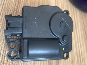 jeep牧马人大切诺基指南者暖风箱翻版电机