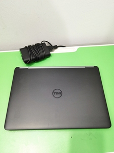 戴尔笔记本电脑i5六代