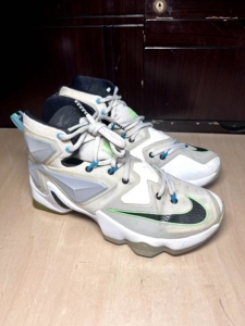 40码 nike lbj13 詹姆斯13精英 白灰