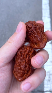异形文玩核桃,大肚麒麟纹葫芦形文玩核桃,配对非常好,纯手盘包