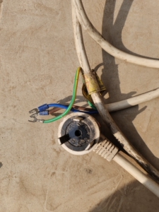 格力空调柜机电源线