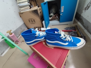 湖蓝色vans