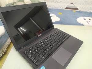 002013xmq淘宝9新笔记本电脑华硕x45v i3-2370m标压2.