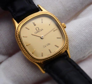 000人付款淘宝omega欧米茄Ω方形星座系列女士石