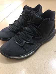 耐克nike欧文5黑彩虹黑魂43码正品95成新,气垫饱满,鞋_阿里巴巴找货