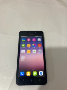 华为Y635-L01，1GB+8GB，系统为华为EMUI3，